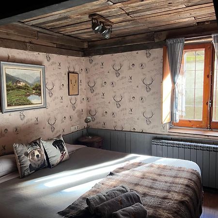 Cabane Du Cerf Льивия Экстерьер фото