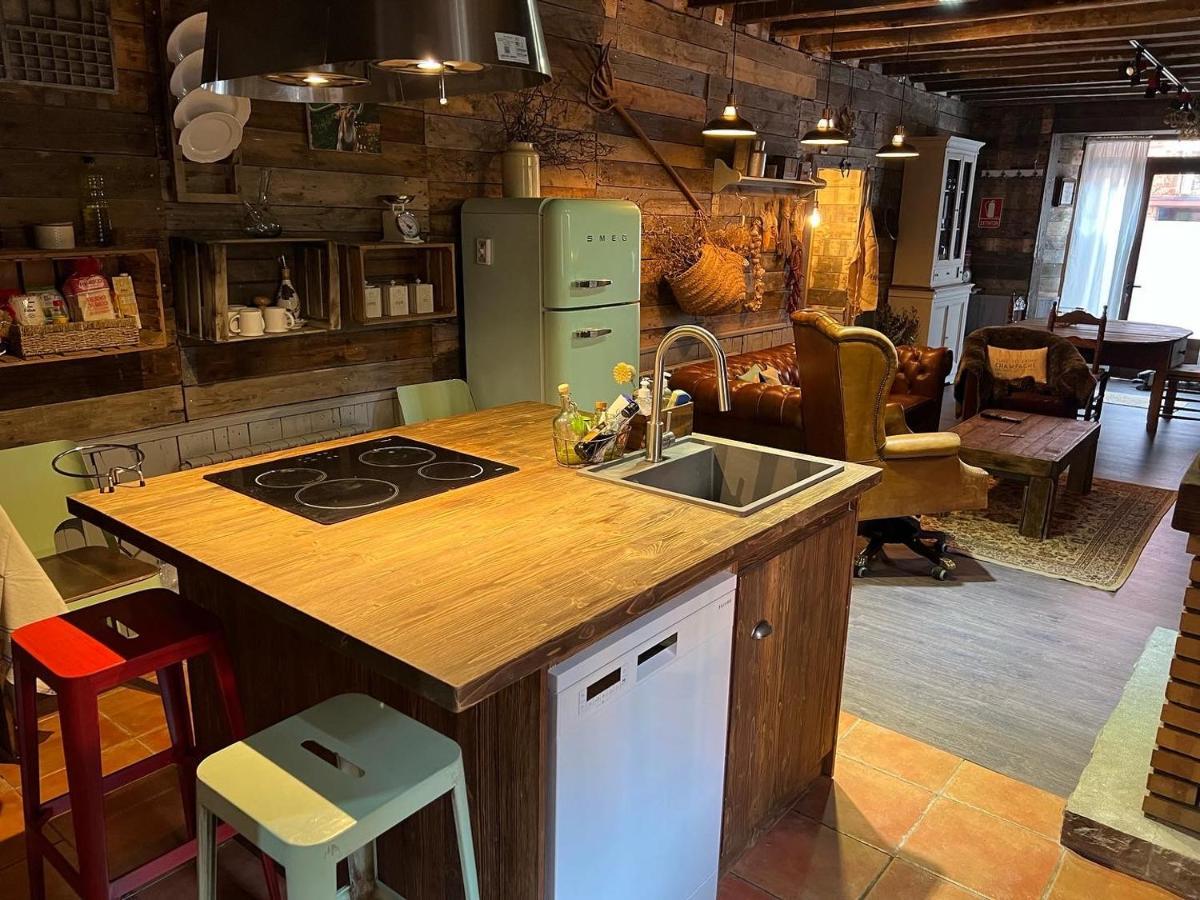 Cabane Du Cerf Льивия Экстерьер фото